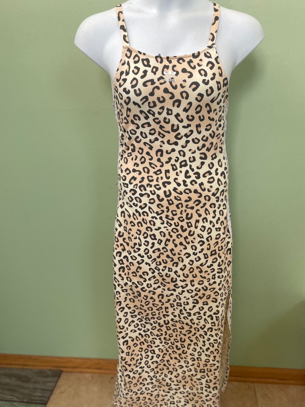 Adidas Women's Leopard Print Sleeveless Athletic Dress Size Medium M